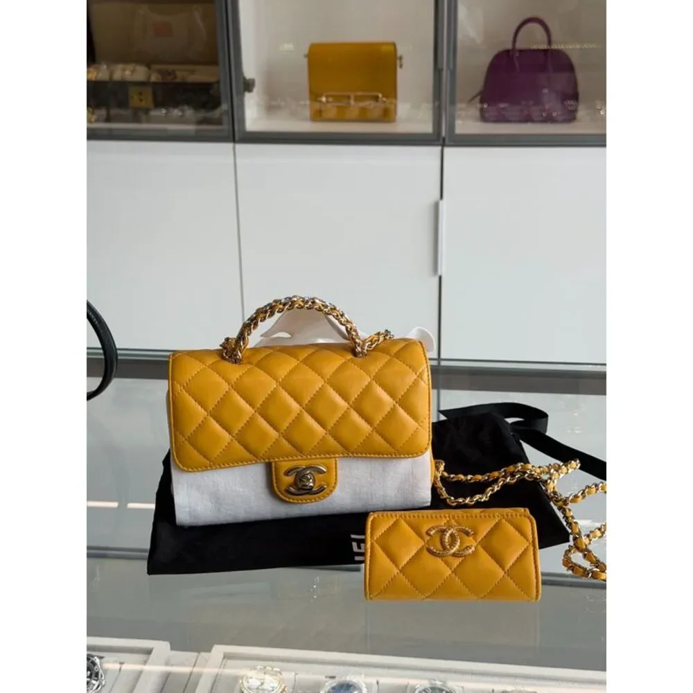 Chanel Women Pre-Loved Bag Brand New Condition